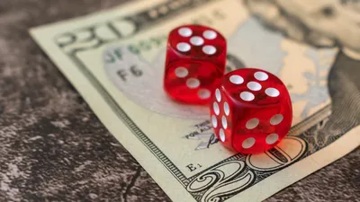 How to Gamble Responsibly, According to the Experts